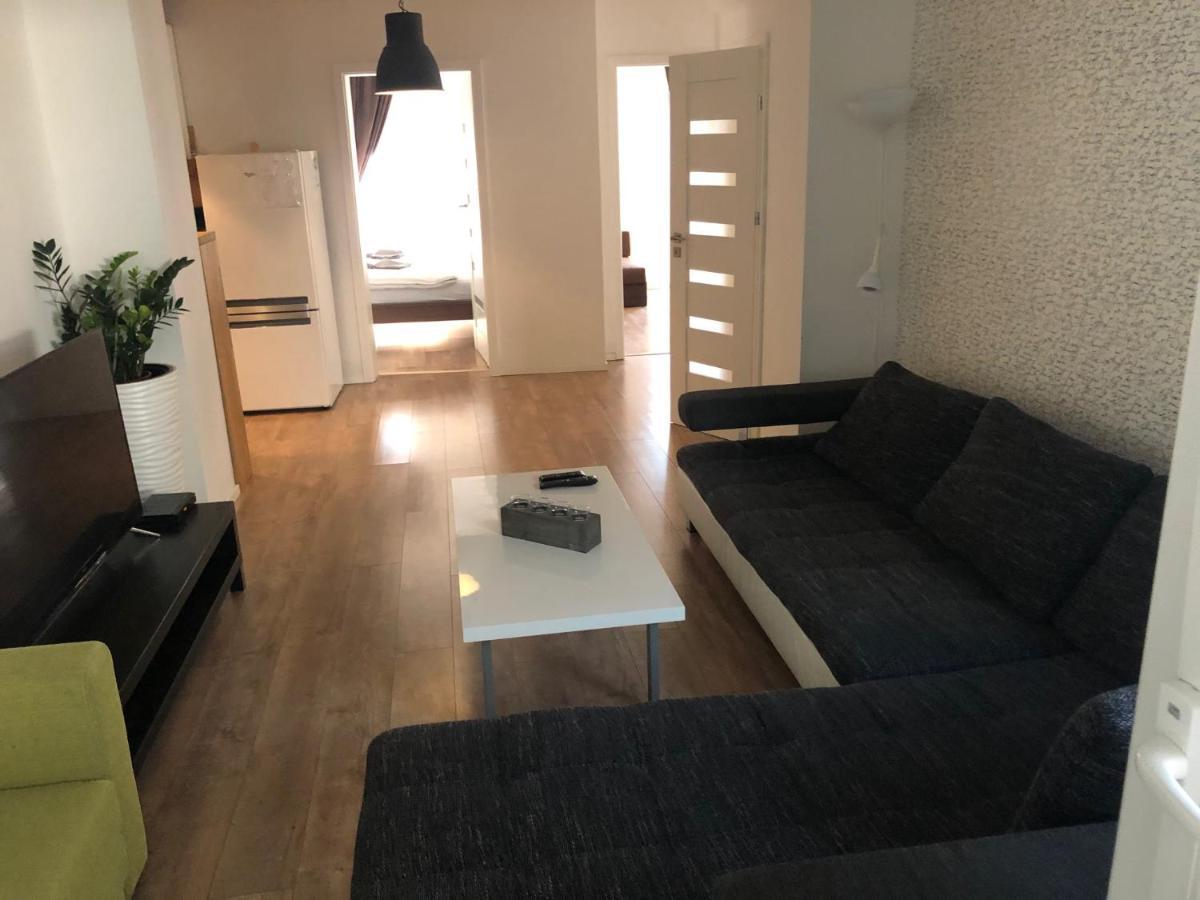 Apartman V Centre Michaloviec Michalovce Bagian luar foto